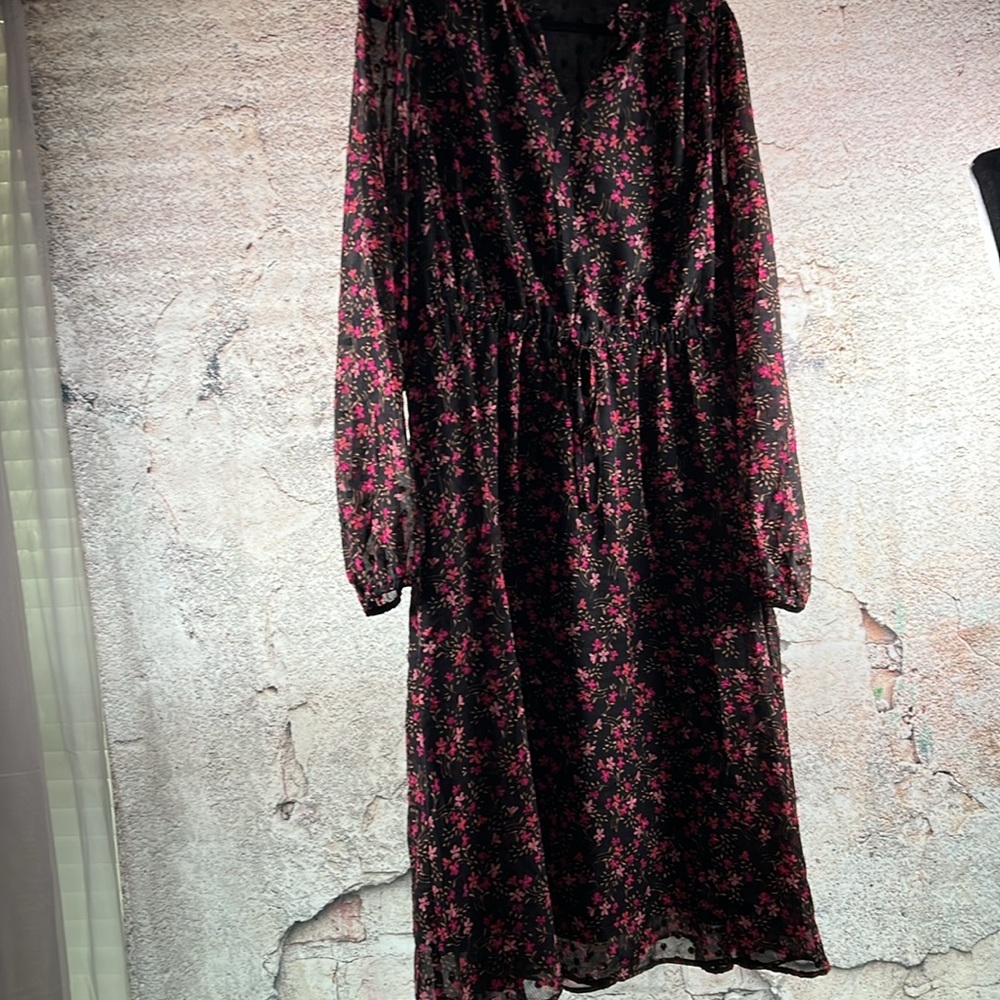 Xxl Plus Size Draper James Long Sleeve Cinched Waist Midi Dress
A589 - Picture 4 of 6